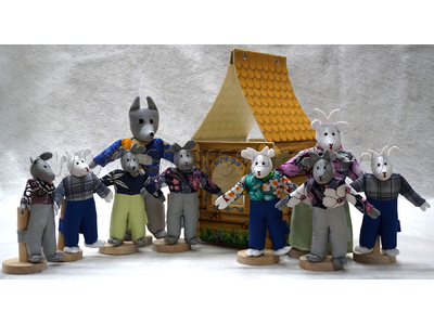 Театр "Волк и 7 козлят", 9 персонажей с домиком Театр "Волк и 7 козлят", 9 персонажей с домиком